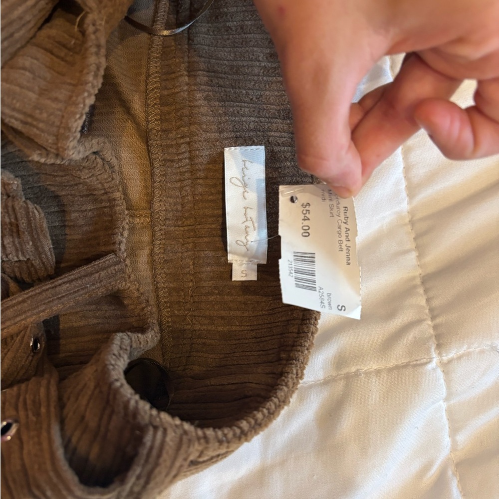 Brown Ribbed Knit Sweater - Picture 3 of 3